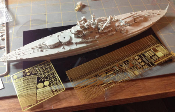 潜水艦プラモデルU.S.S. Maryland Chicago (1/700) USS Maryland BB46